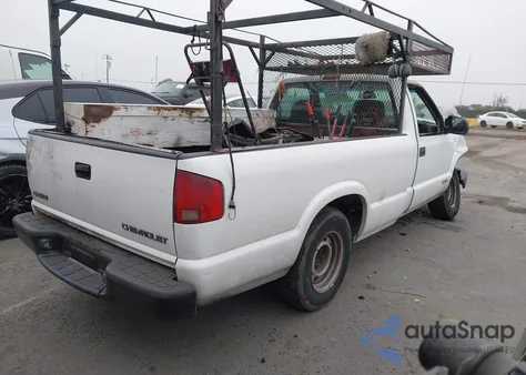 2002 Chevrolet S-10 z USA, uszkodzony, nr VIN 1GCCS14W228221034